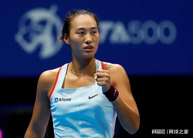 将球传至团 将球传至团