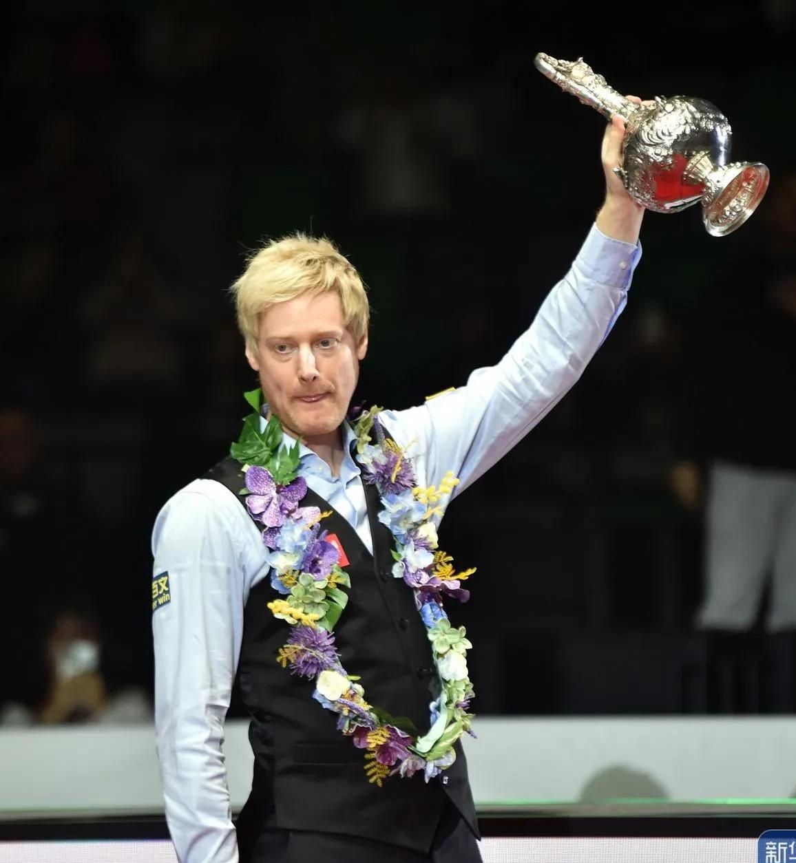 进攻上难以 进攻上难以